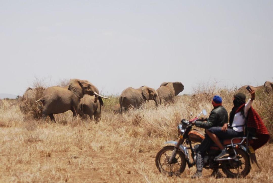 Amboseli Cultural Camping Экстерьер фото